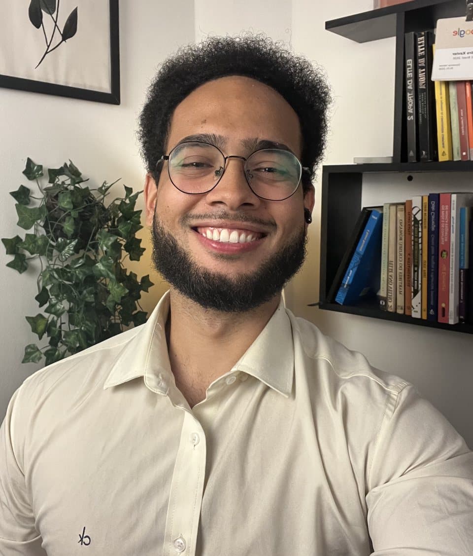Xavier, professor de inglês e fundador da NeuroFluency